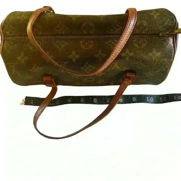 Louis Vuitton Papillon 30- EUC 100% authentic and will go to Posh, authenticity - Picture 4 of 15